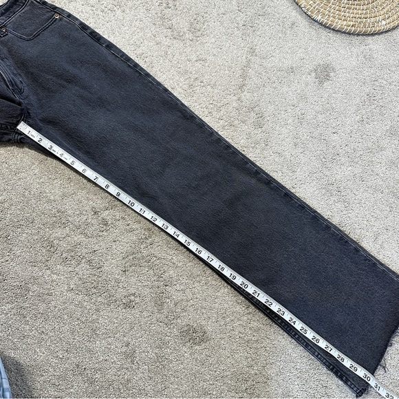 Abercrombie & Fitch Women’s The Baggy Low Rise Jeans Raw Hem in Black 25/0R - Picture 15 of 16